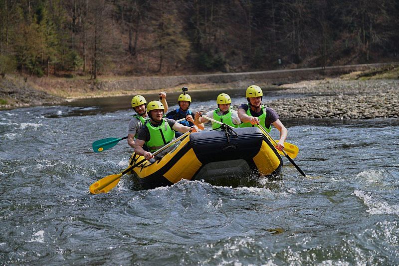 ilustracja - RAFTING TRZY KORONY na Dunajcu